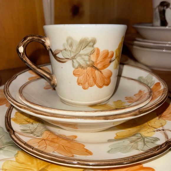 Franciscan October for 4 total of 20 dishes - Picture 1 of 12